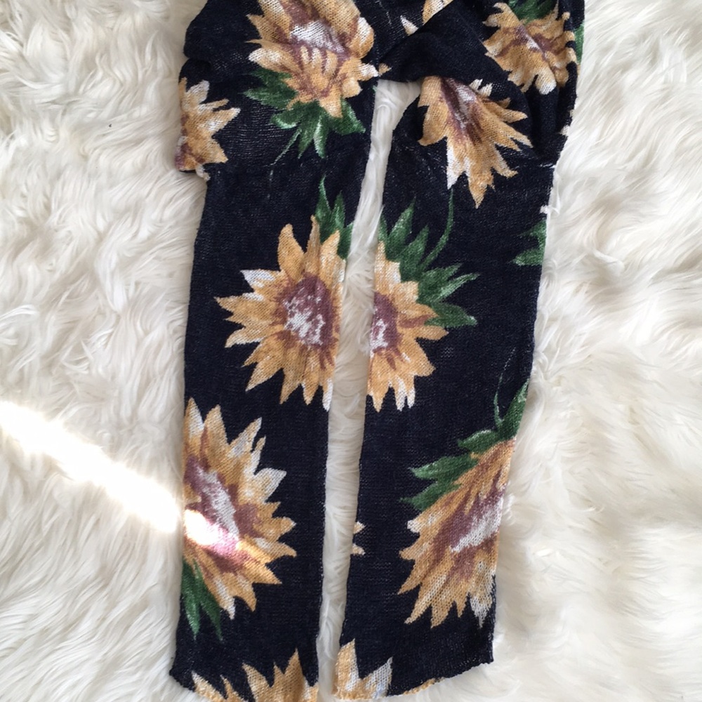 Show Me Your Mumu Overtop Sweater- in Sunflower Dreams Knit - Picture 12 of 16